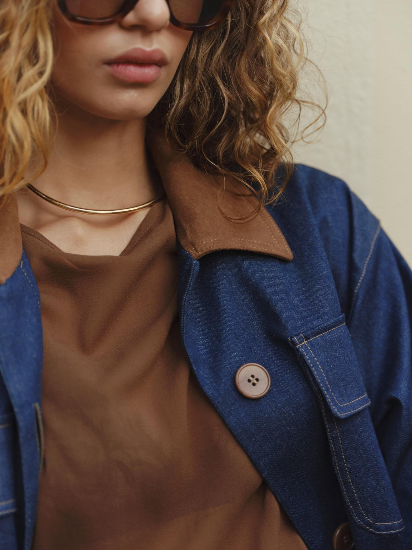 Trending utility jacket in heavy denim with accent collar