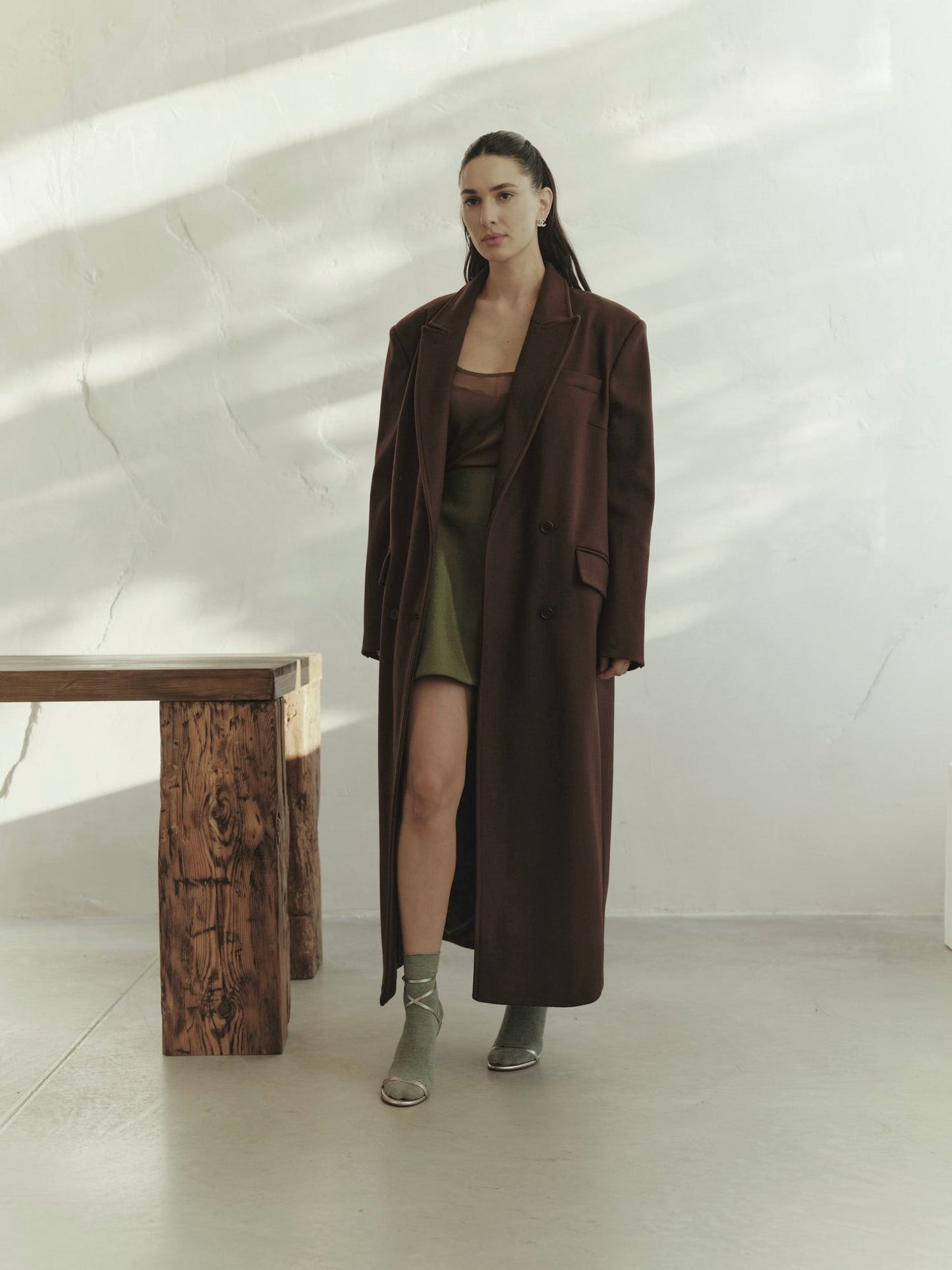 Oscar deep olive cashmere coat