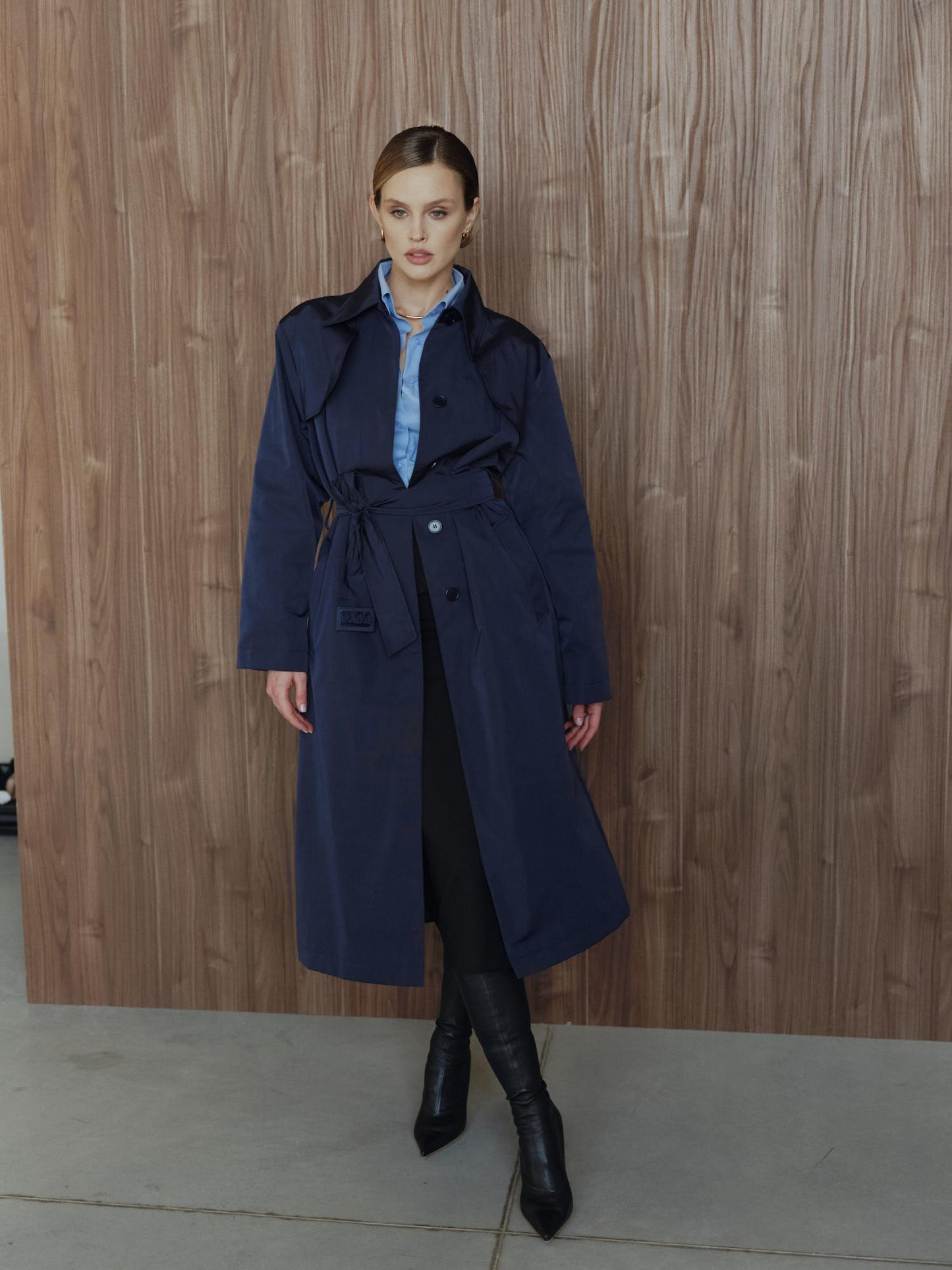 Classic loose fit waterproof midi raincoat