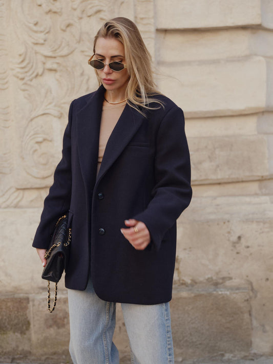 Relaxed wool jacket in deep navy color