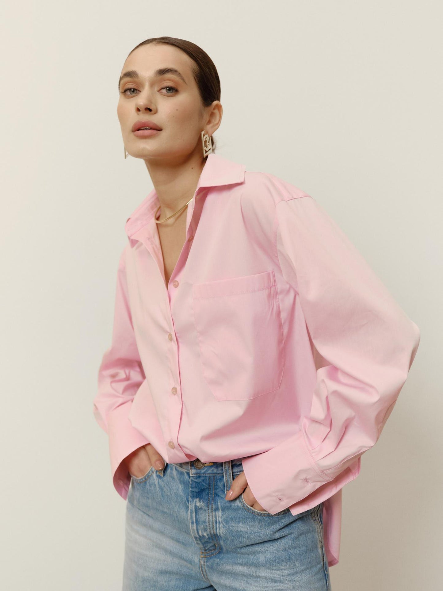 Relaxed fit cotton shirt with breast pocket