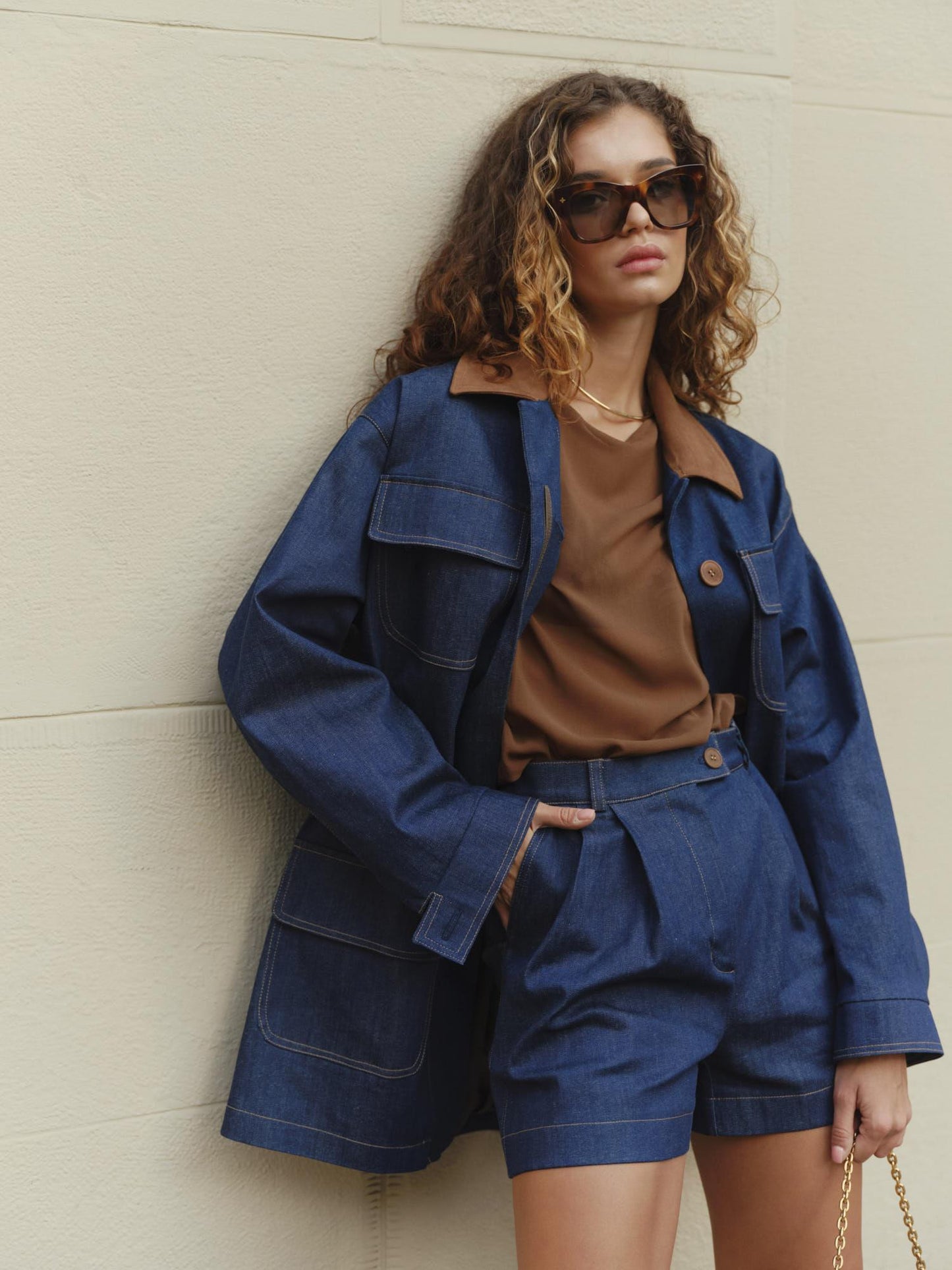 Trending utility jacket in heavy denim with accent collar