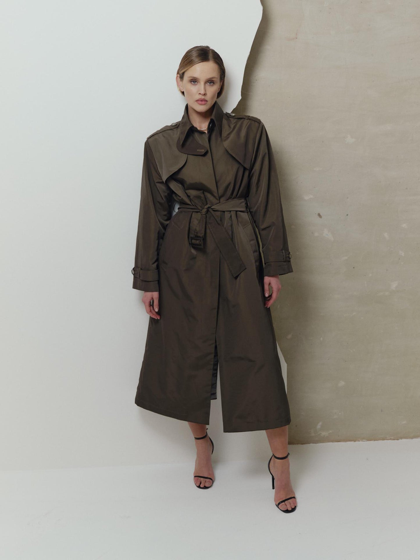 One size waterproof raincoat in khaki