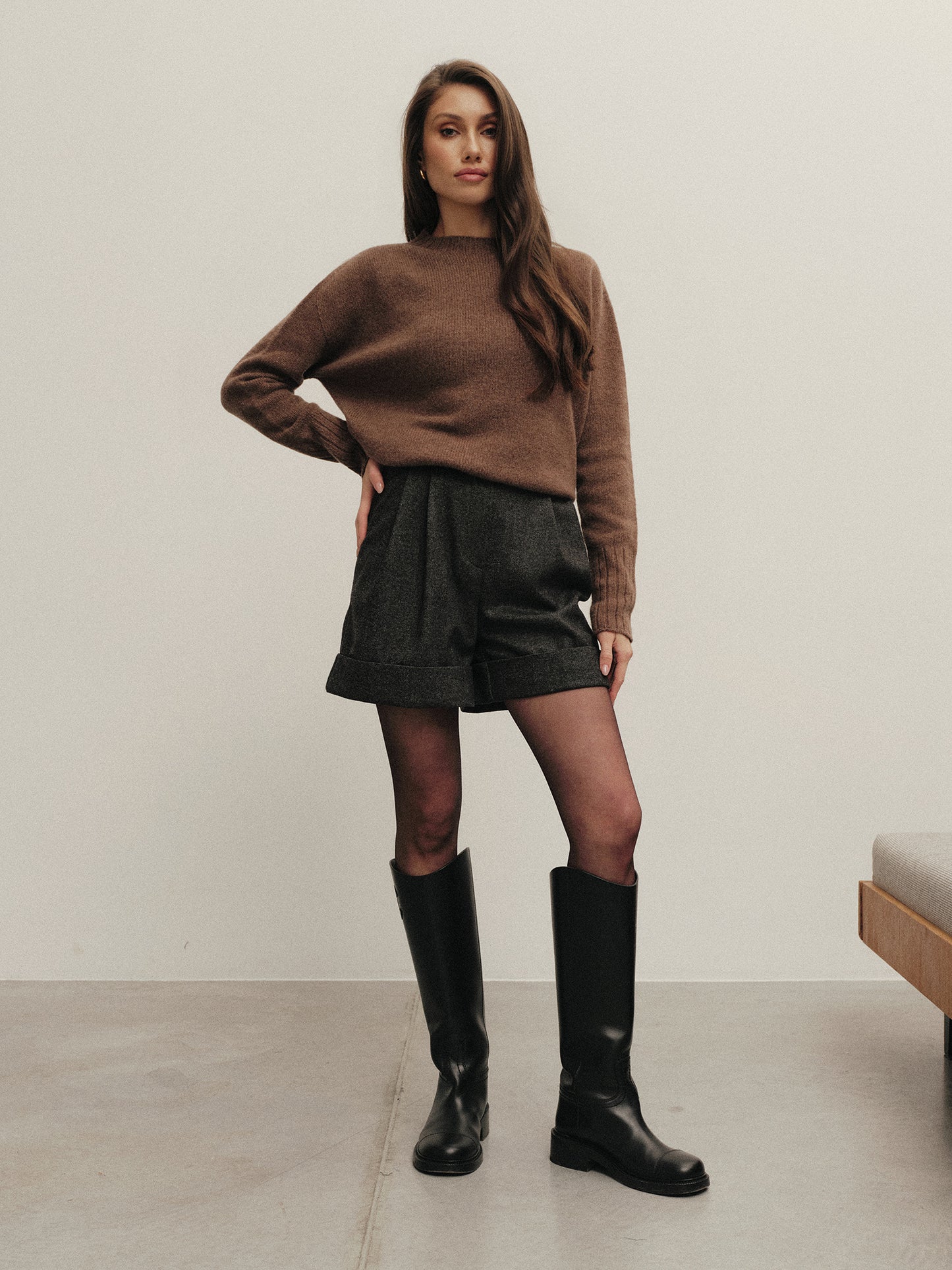 Tailored shorts in dark grey melange wool
