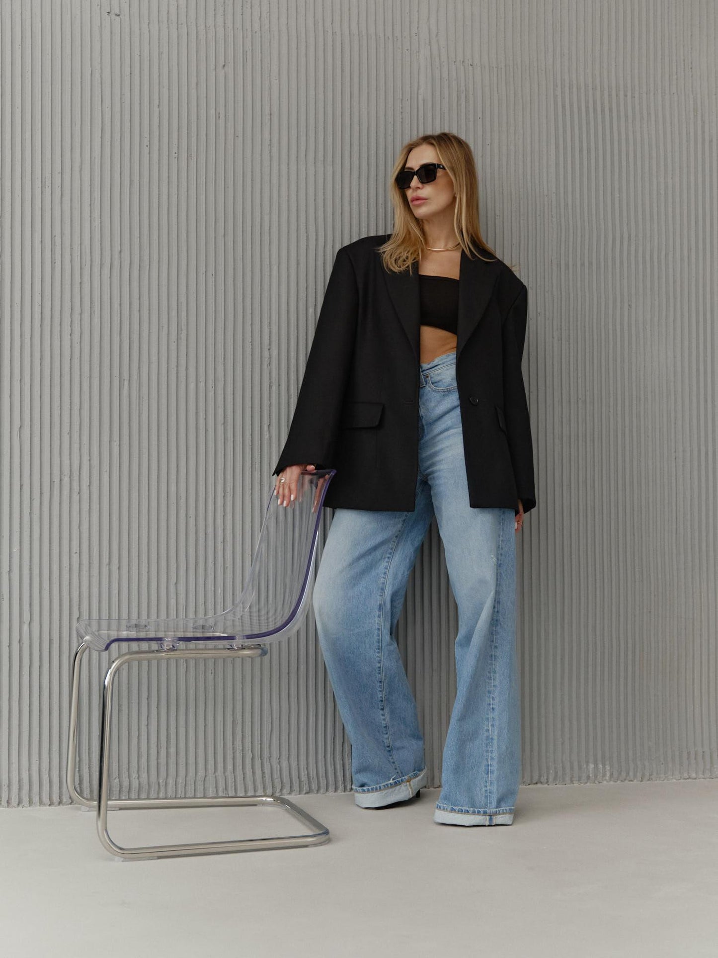 Relaxed fit wool blazer with accent sleeve