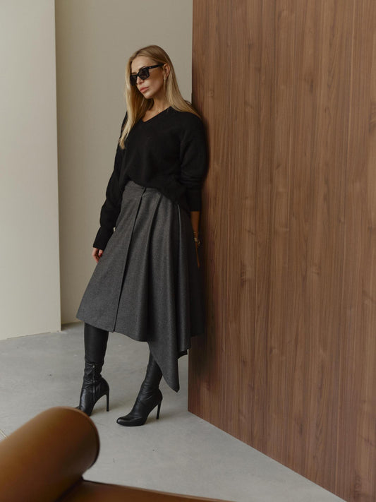 Asymmetric midi skirt in fine wool cashmere blend