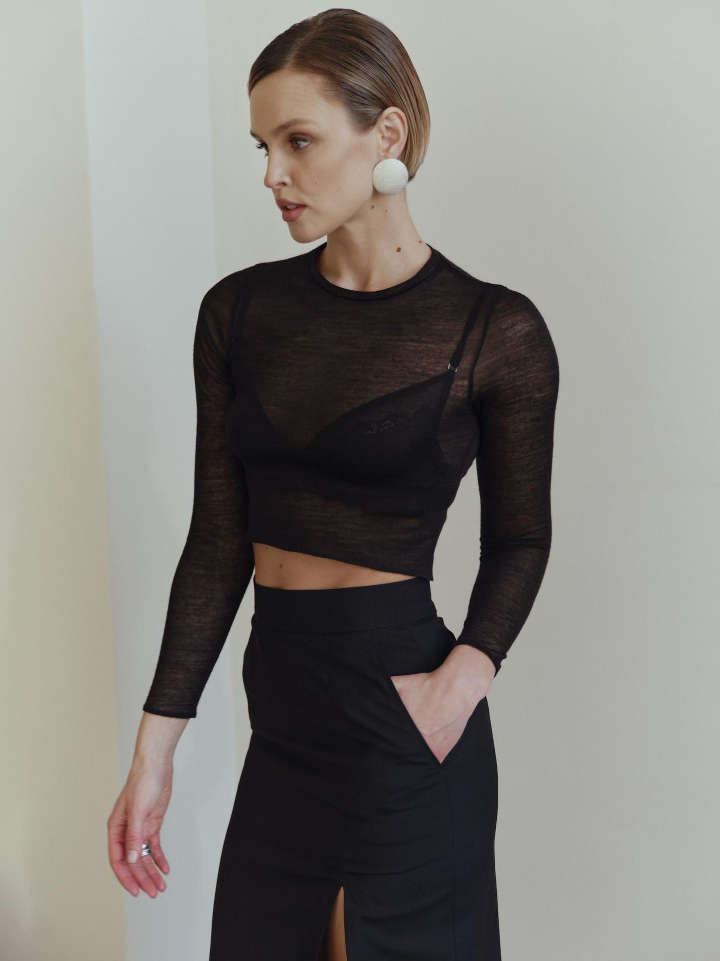Wool viscose blend cropped long sleeve