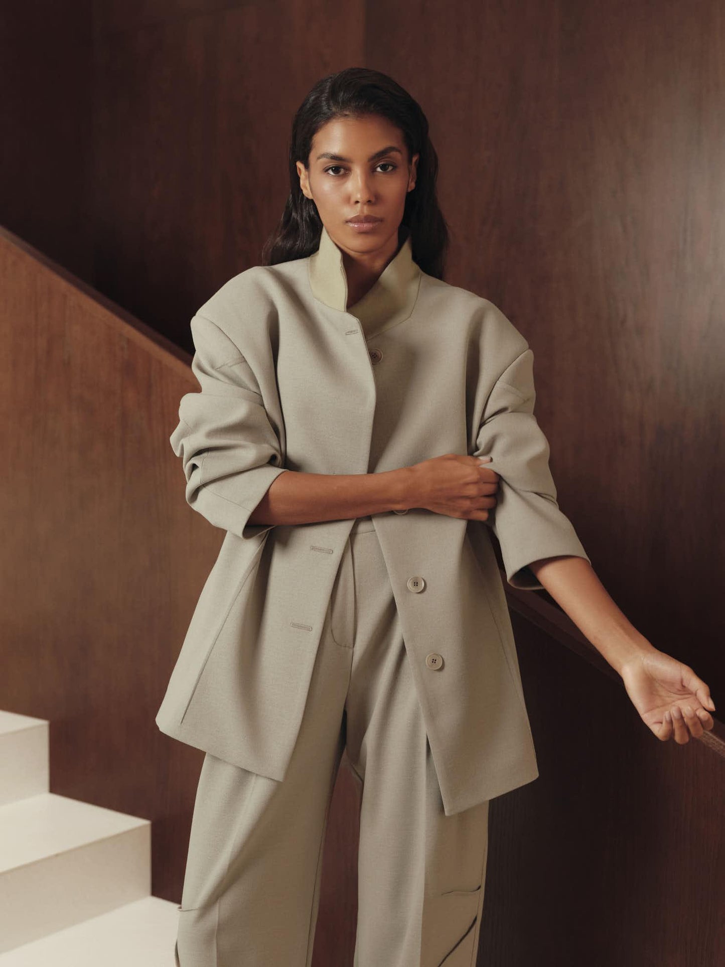 Button-up accent shoulders wool viscose jacket with accent pants