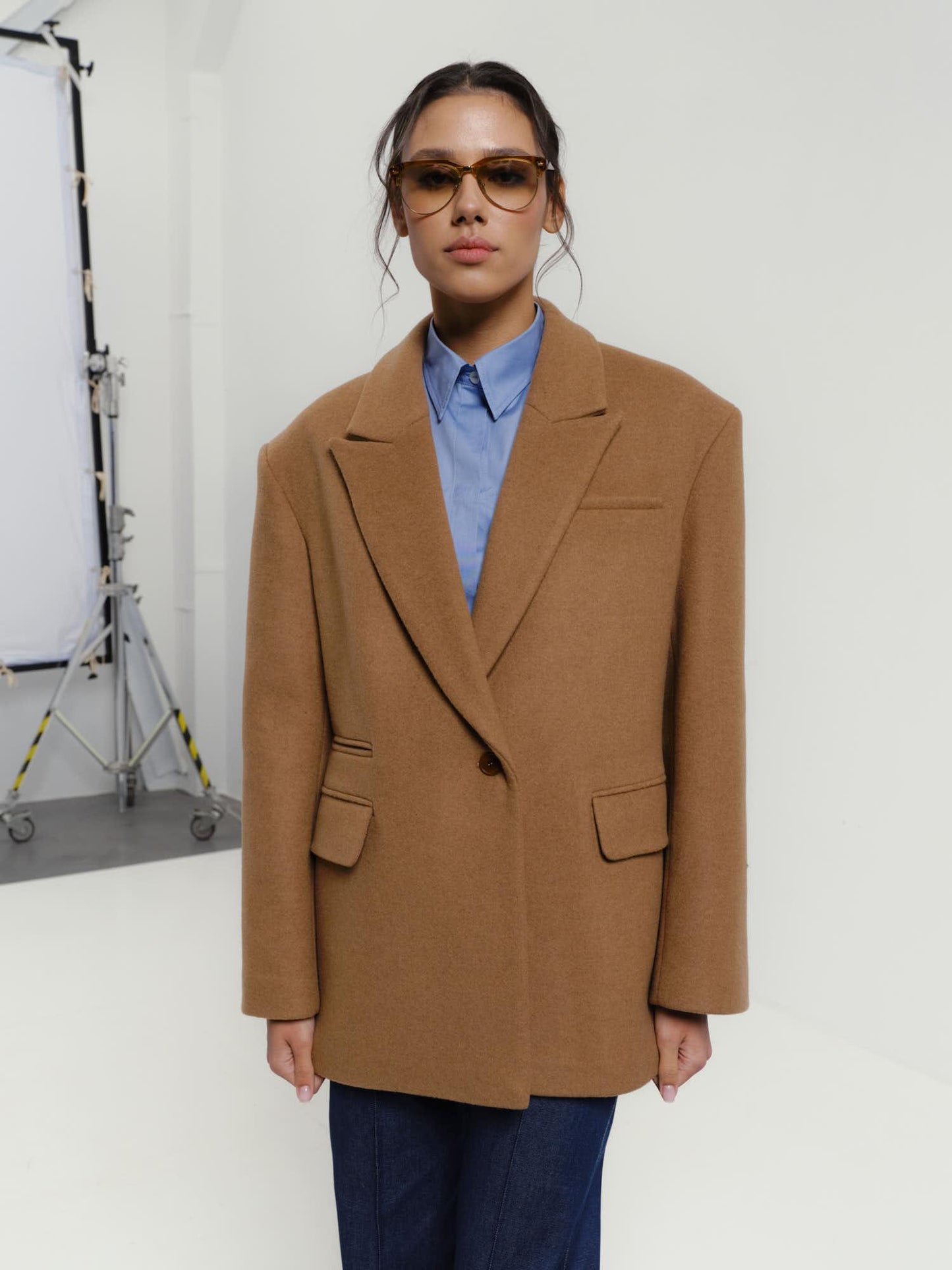 Ava relaxed fit jacket in camel wool