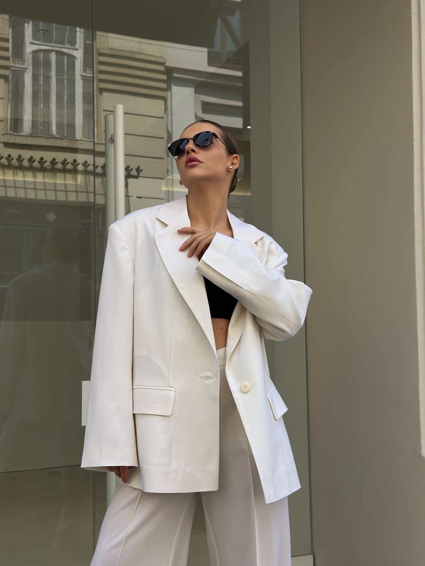 Two-piece contemporary suit with Alex palazzo in fine virgin wool