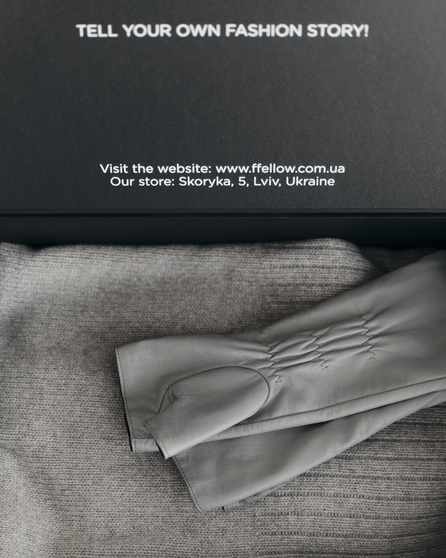 Extra long accent fingerless leather gloves