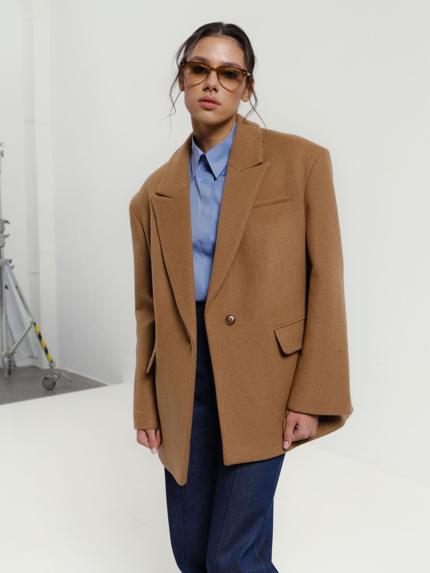 Ava relaxed fit jacket in camel wool