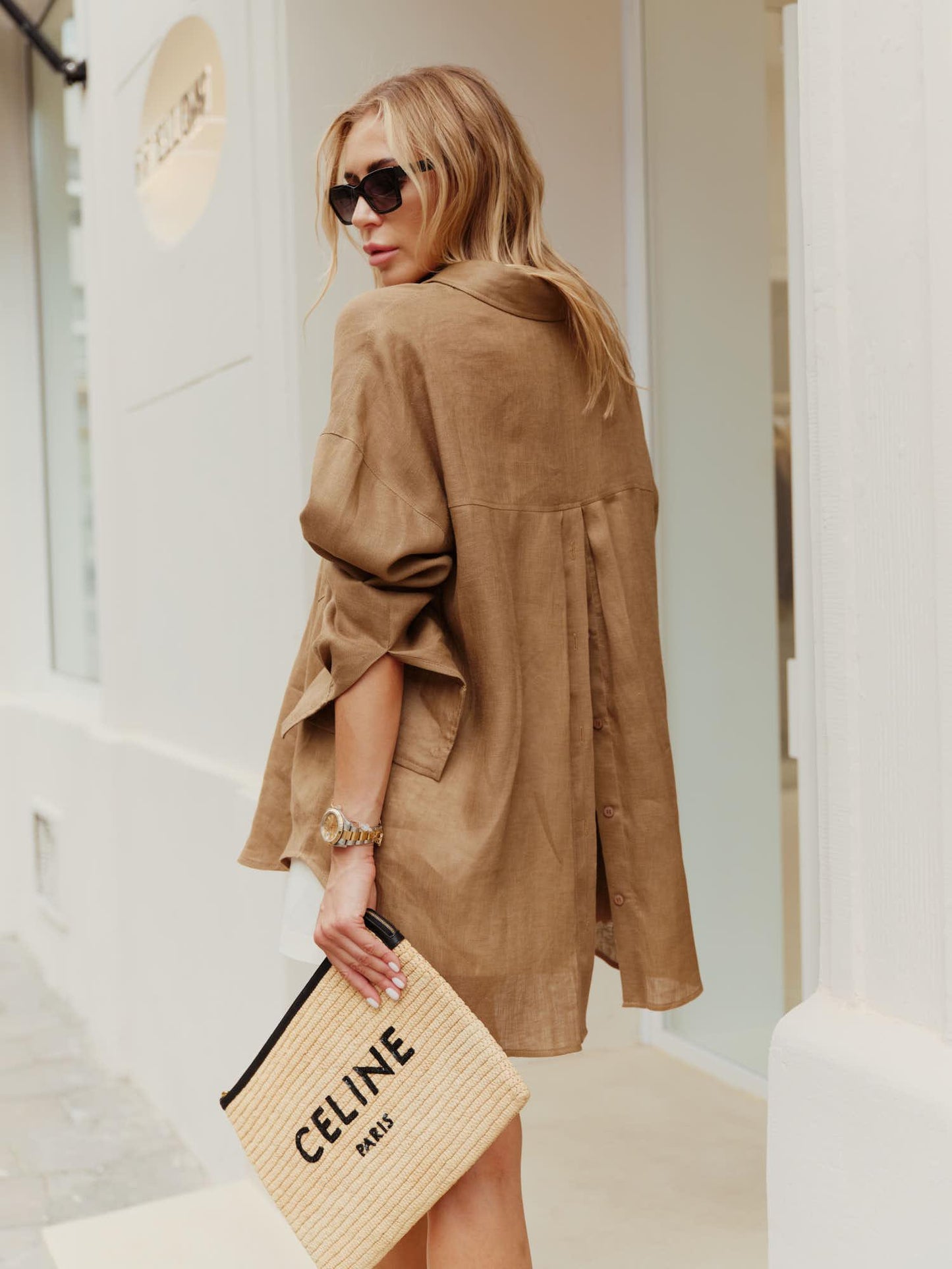 Oversized shirt with accent buttoned back in caramel linen