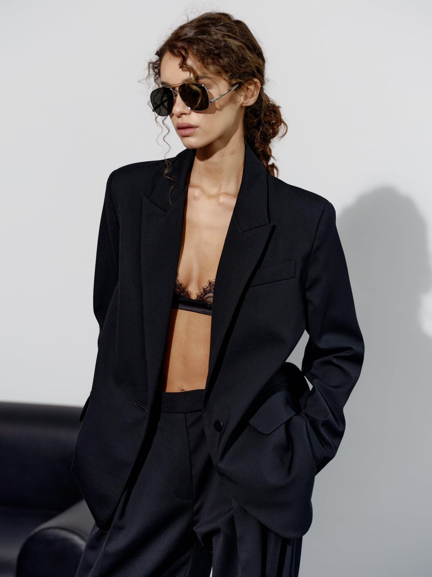 Classic straight fit wool blazer