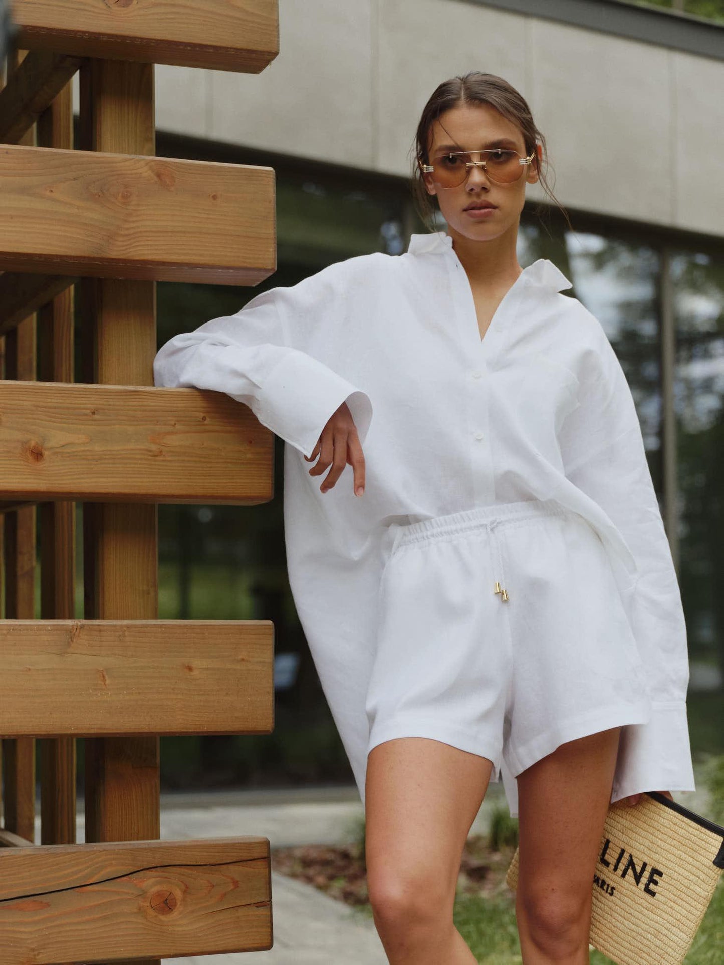 Oversized shirt with accent buttoned back in white linen