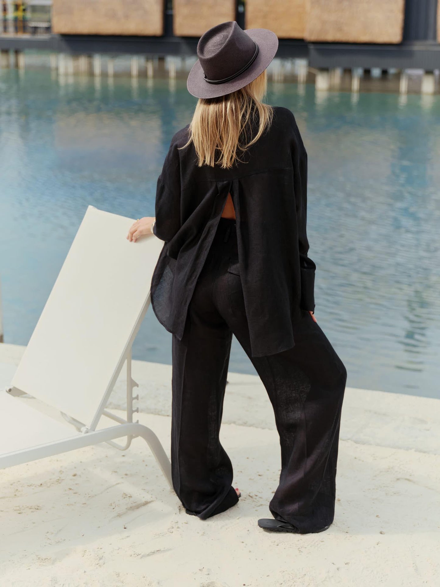 Two-piece set with oversized shirt and Alex palazzo in black linen