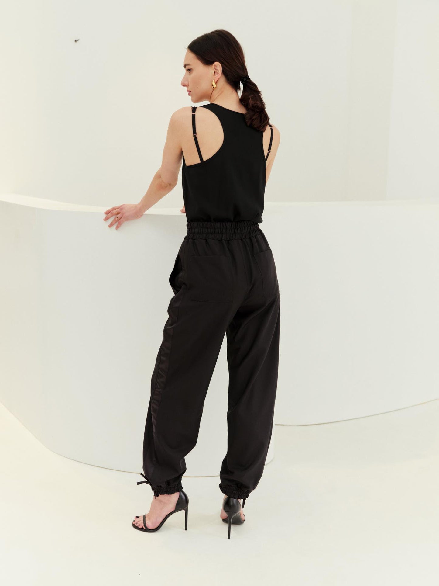 Yasmine elastic waist wool silk jogger pants