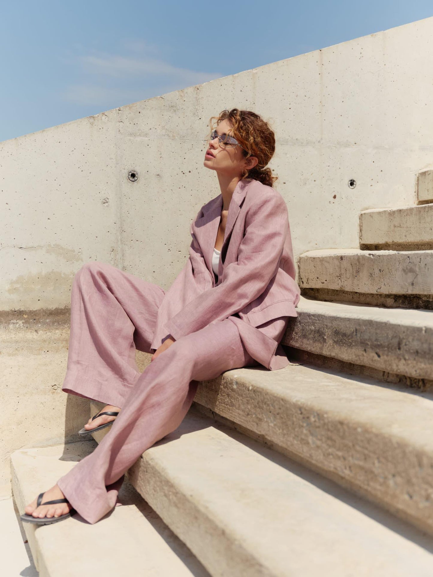Two-piece loose fit suit with Alex palazzo in dusty rose linen