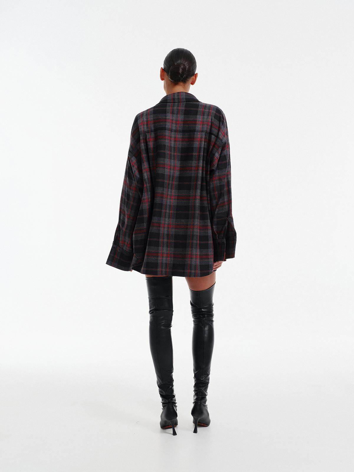 Relaxed fit woolen shirt with breast pocket