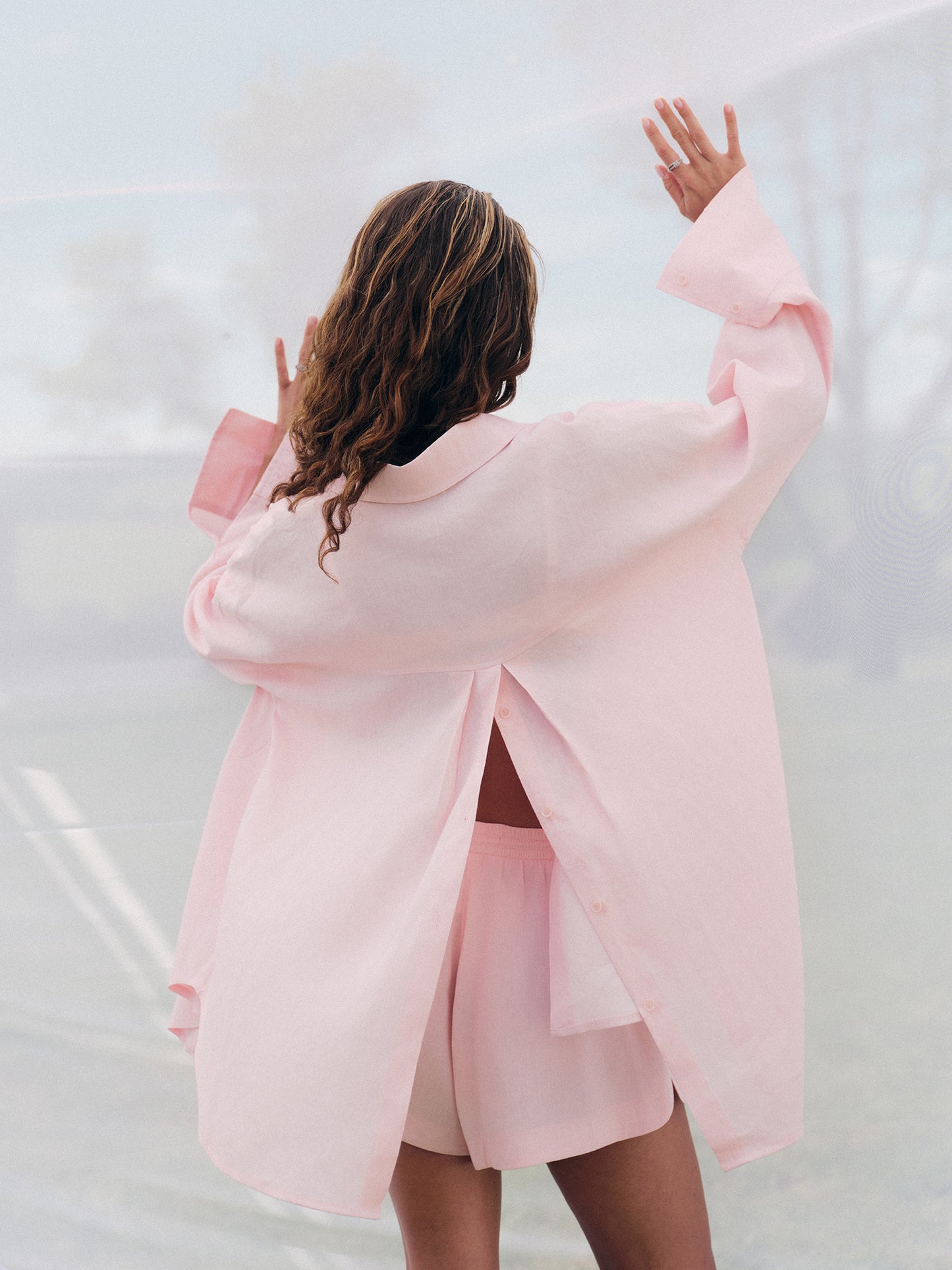 Two-piece set with relaxed accent buttoned back shirt and boxer shorts in pink silk linen