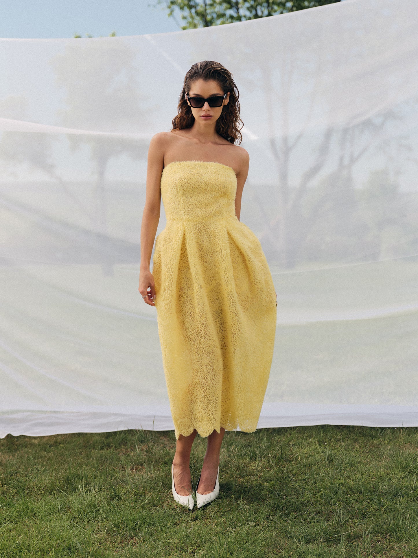 Amalfi strapless midi dress in volume textured viscose blend