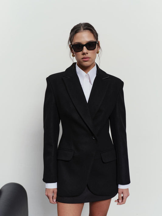 Leya fitted jacket in warm black wool