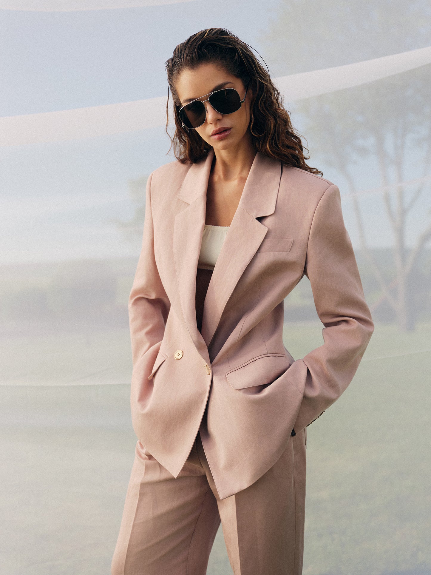 Linda fitted double-breasted jacket with jogger pants