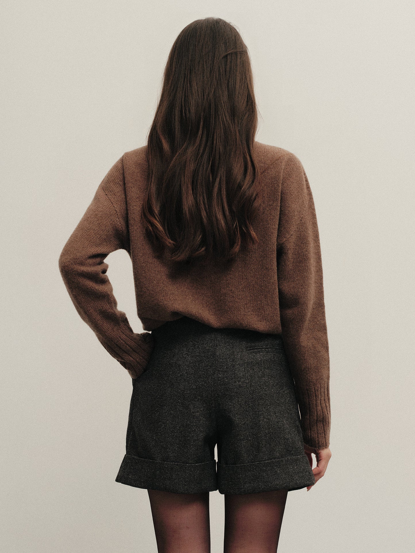 Tailored shorts in dark grey melange wool
