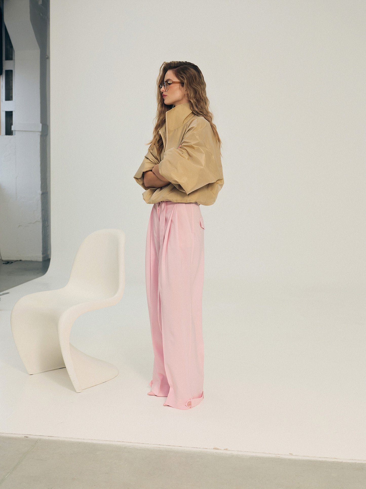 Wide-leg statement color wool pants with accent convertible hem