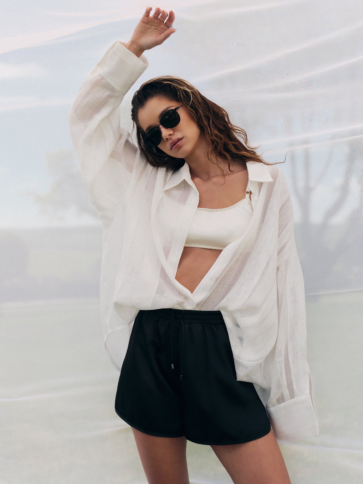 Relaxed fit white shirt in super light linen cotton blend