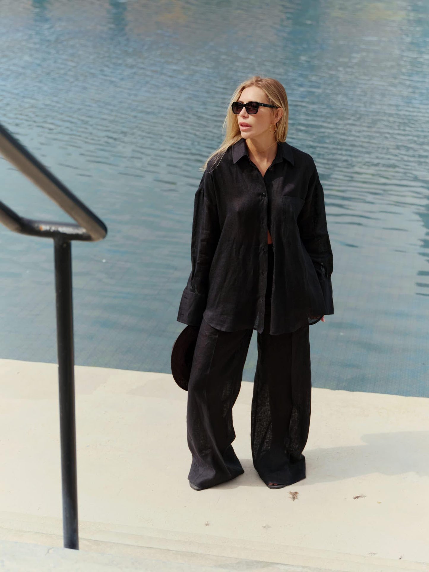 Two-piece set with oversized shirt and Alex palazzo in black linen