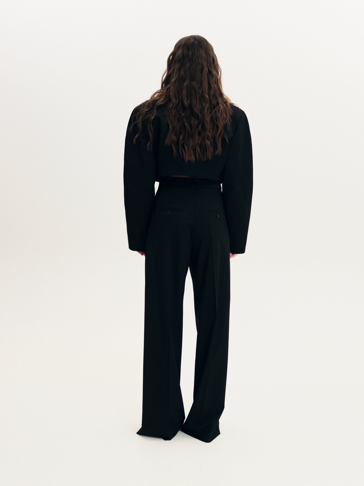 Regular fit pants in fine black wool with elastane