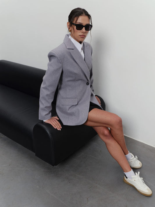 Leya fitted jacket in warm grey wool