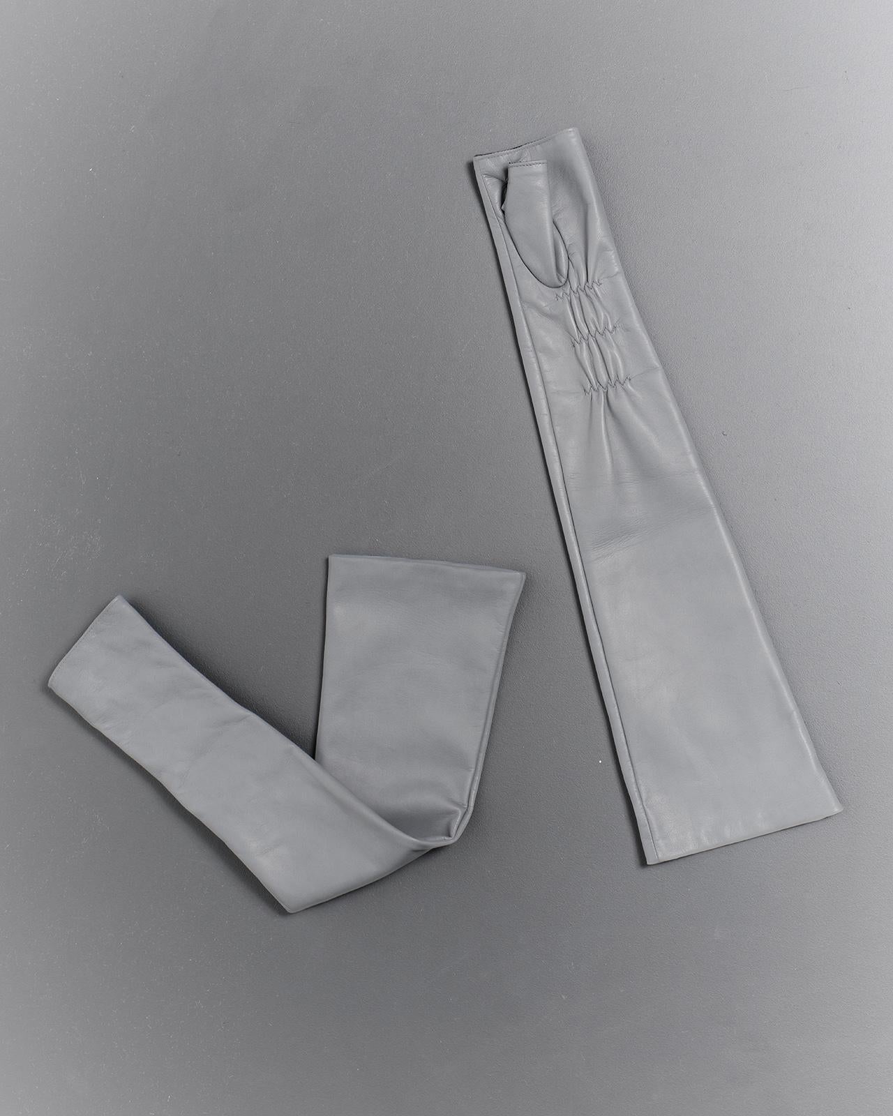 Extra long accent fingerless leather gloves