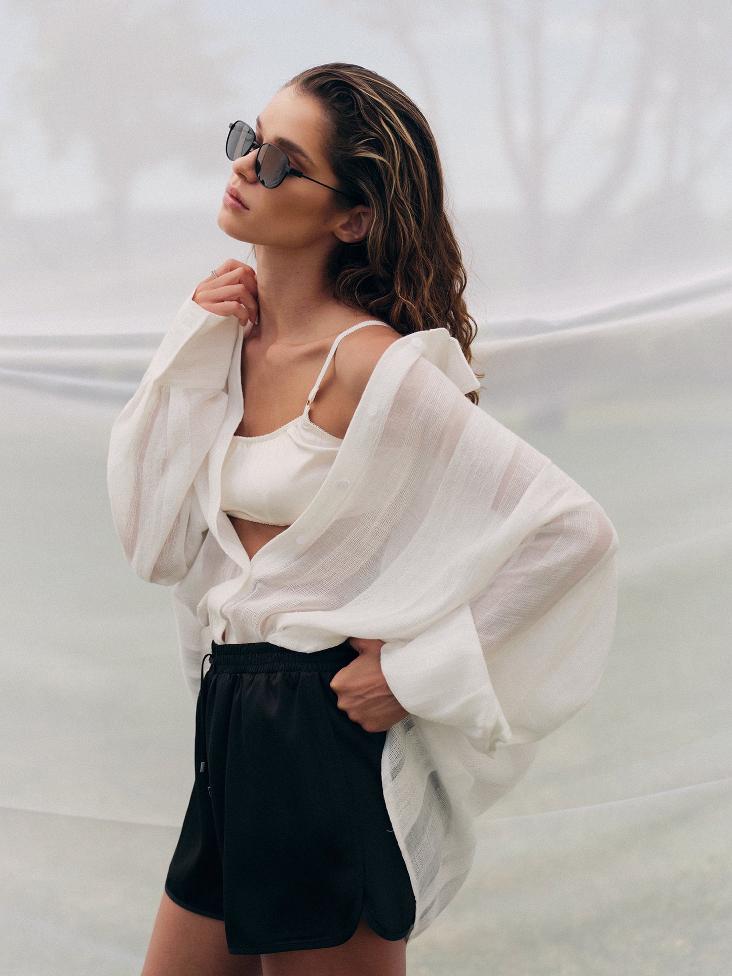 Relaxed fit white shirt in super light linen cotton blend
