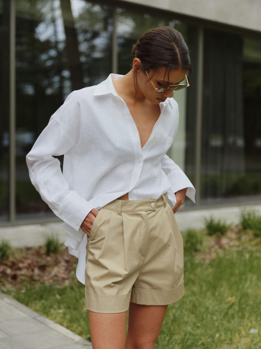 Regular fit shorts in fine beige cotton